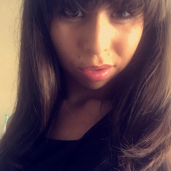 Meet your Posher, Litzy - Picture 1 of 1